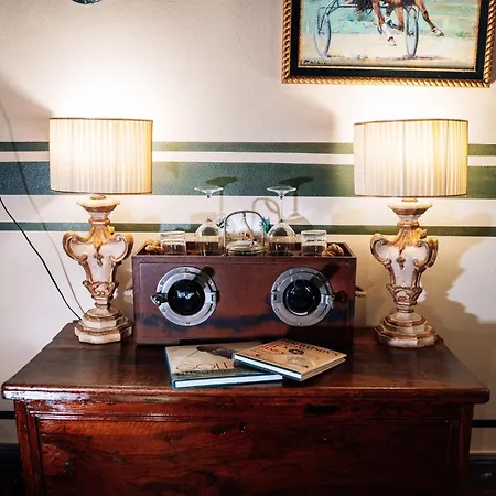 Апартаменты Regal House Golf 35 Кастель-Гандольфо